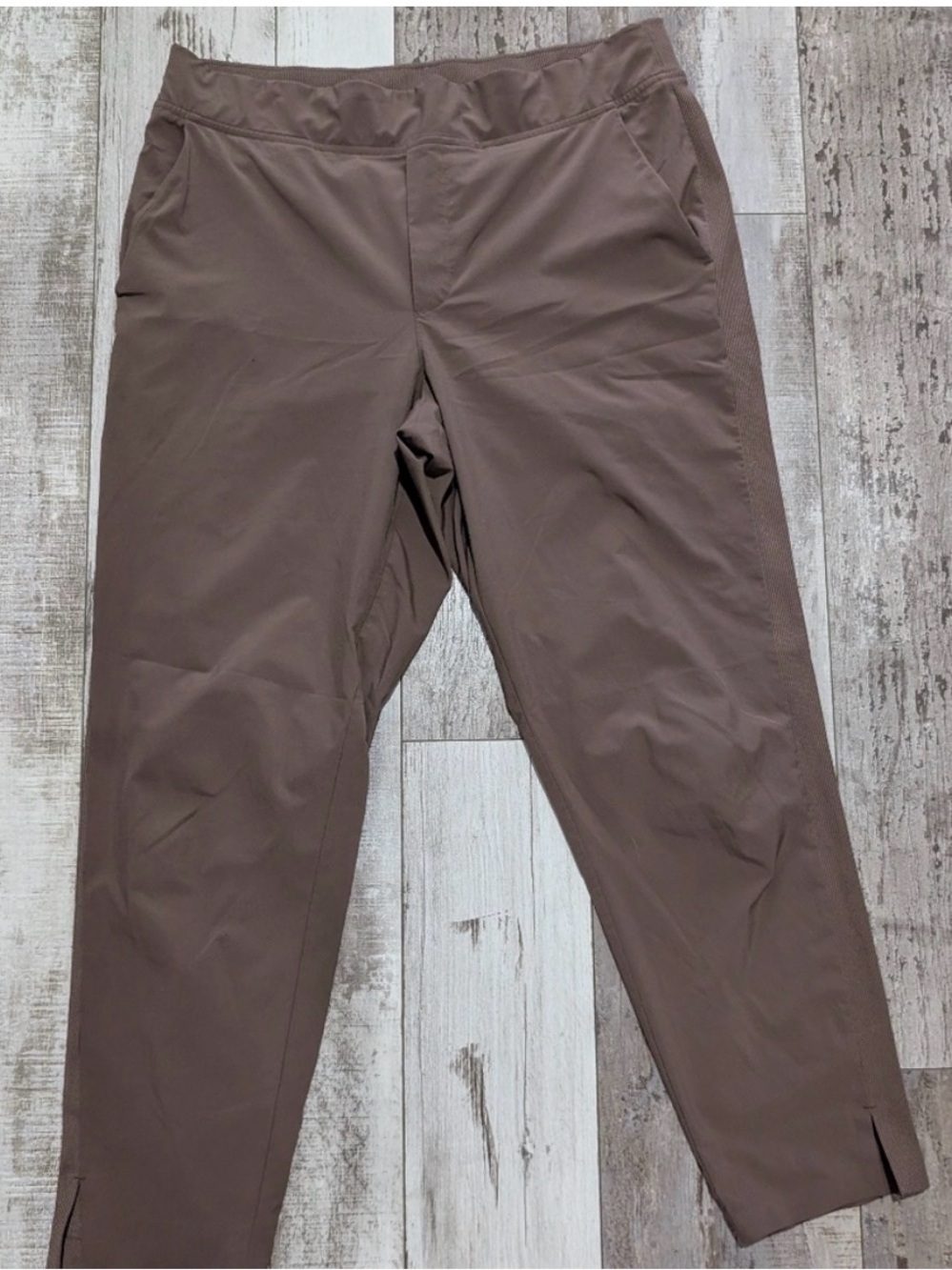 ATHLETA Brooklyn Ankle Pant Size 12 Brown‎